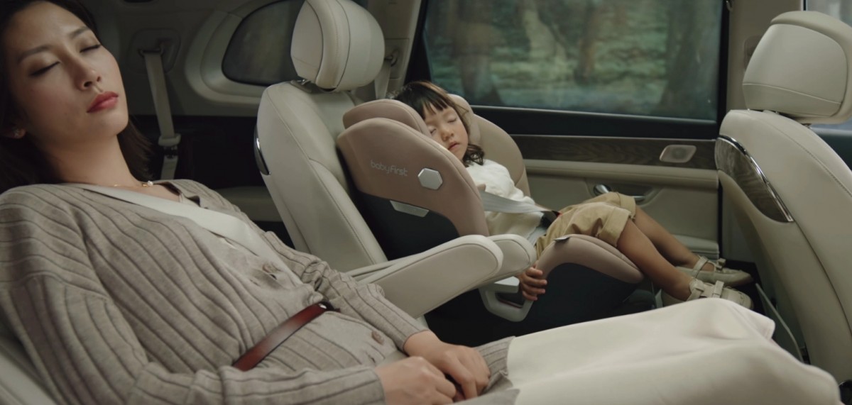 Voice activated Zero Gravity seats